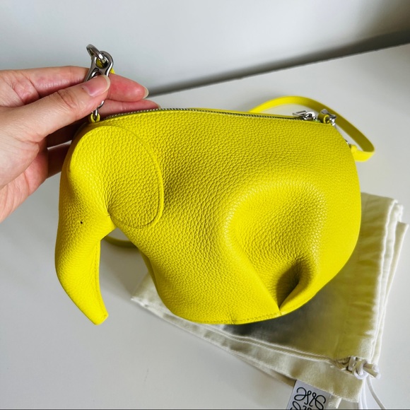 [SOLD] Authentic Loewe Mini Elephant Calfskin Purse - Picture 5 of 9